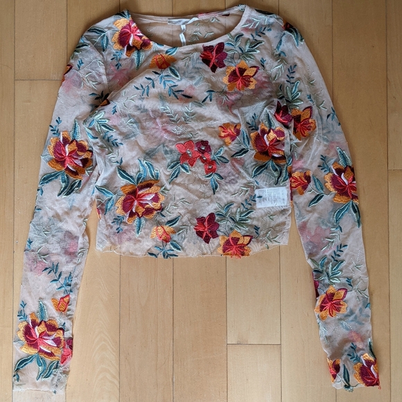 Urban Outfitters floral embroidered mesh tee - Picture 2 of 2